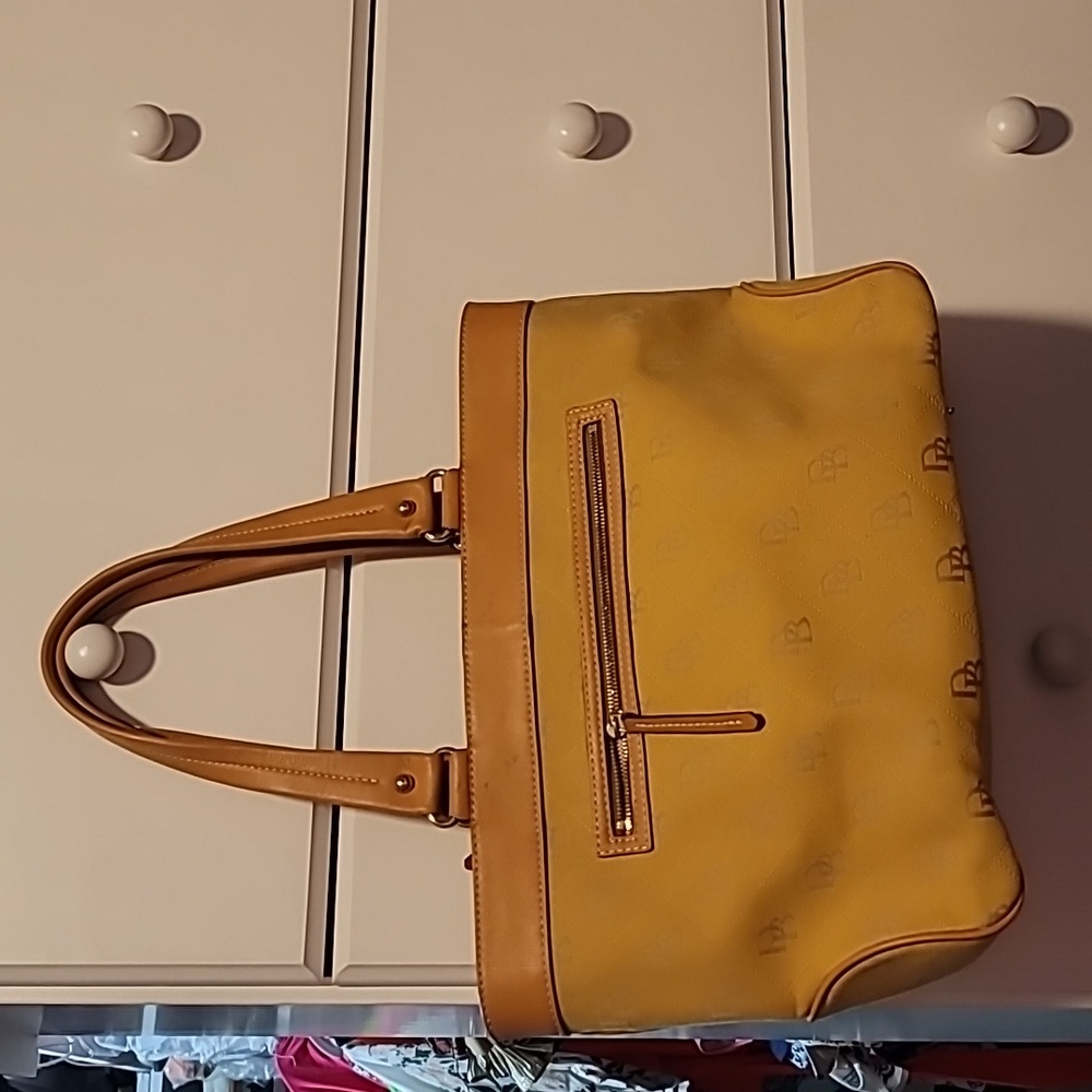 Dooney & Bourke - Picture 4 of 15